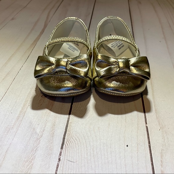 Janie and Jack Gold Crib Shoes EUC - Picture 2 of 4